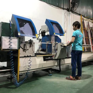 Đầu tư trang thiết bị máy móc hiện đại