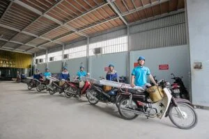 Đội ngũ kinh doanh, kỹ thuật của Cửa lưới Quang Minh