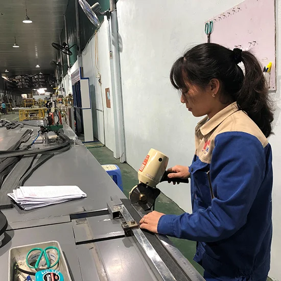 cửa lưới chống muỗi quang minh