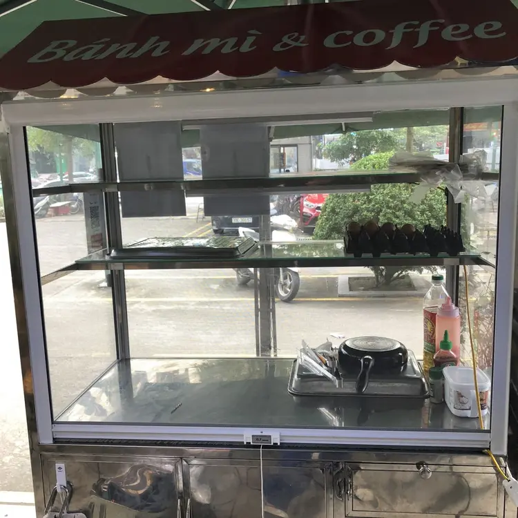 Cửa cuốn dọc BASIC lắp ở xe bán hàng chuyên dụng