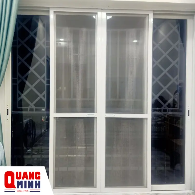 Cửa lùa chống muỗi được lắp đặt ở vị trí cửa sổ