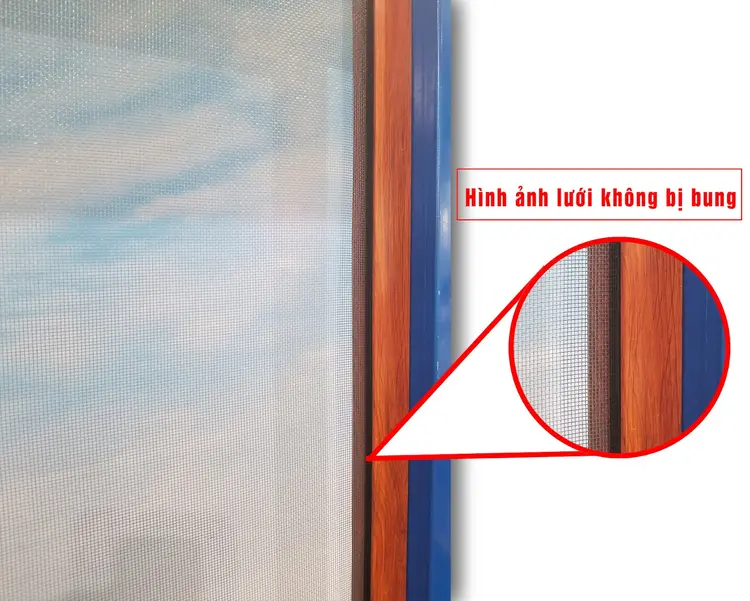Cửa lưới chống muỗi tự cuốn lên LUX SCREEN tích hợp dải nhựa PET cải tiến