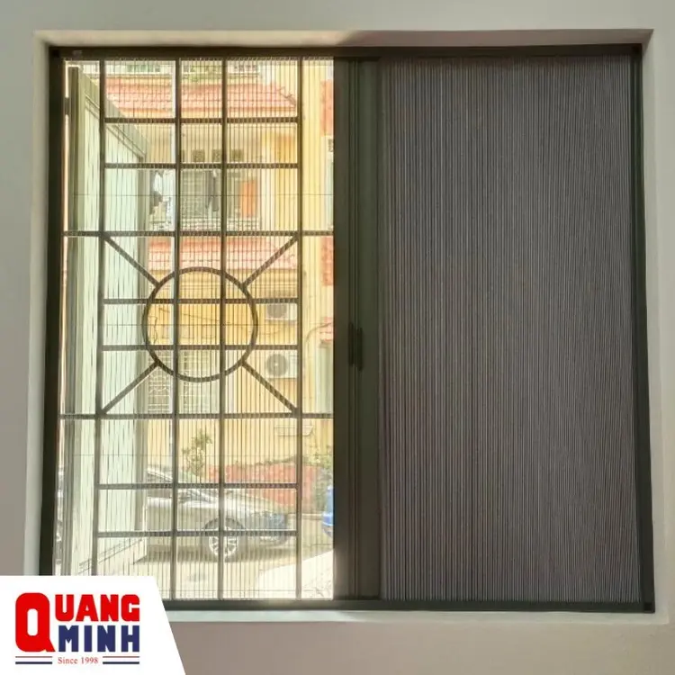 Cửa lưới với tính năng 2 trong 1 vừa chống muỗi vừa cản sáng