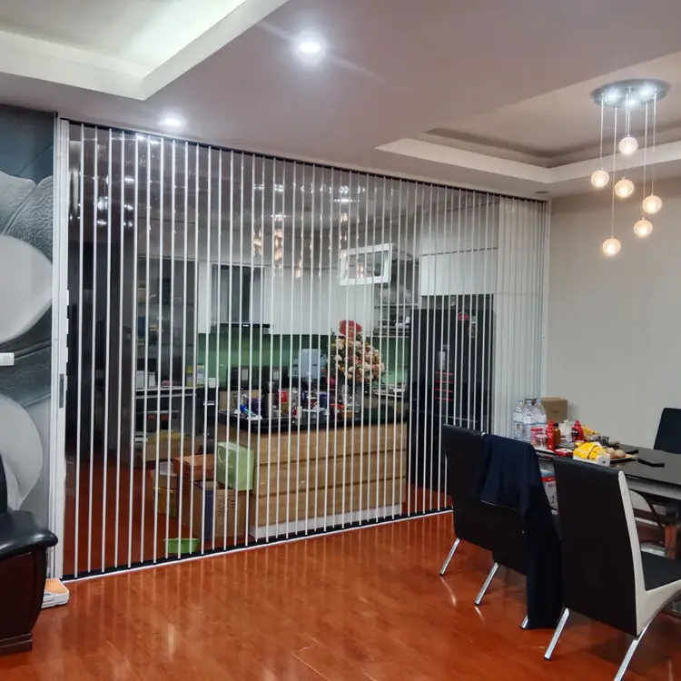 Cửa xếp lá nhựa trở thành vách ngăn phòng hiện đại, tiện lợi