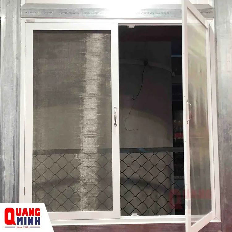 Cửa lưới chống muỗi Bình Định cánh mở lắp đặt tại vị trí cửa sổ