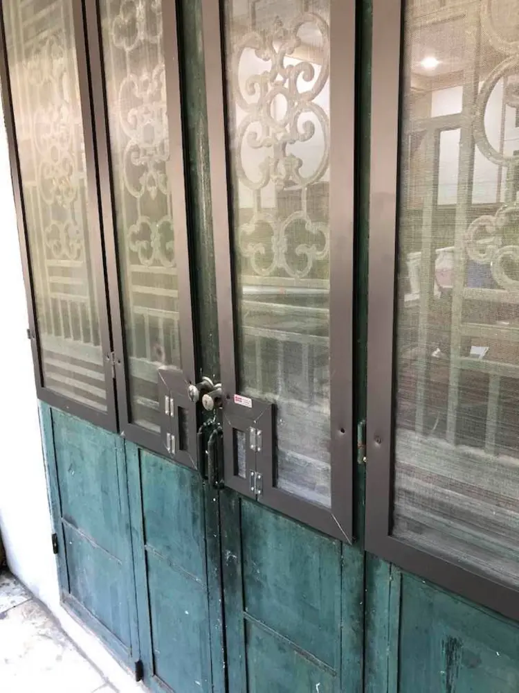 Cửa lưới dạng cố định