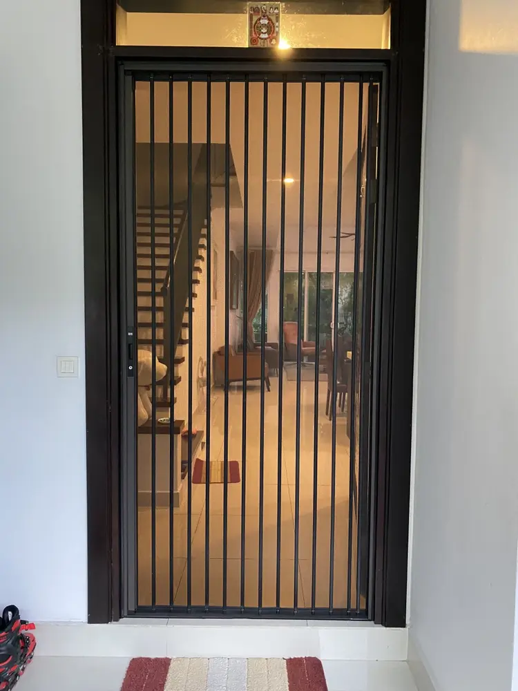 Cửa lưới nhôm của Quang Minh