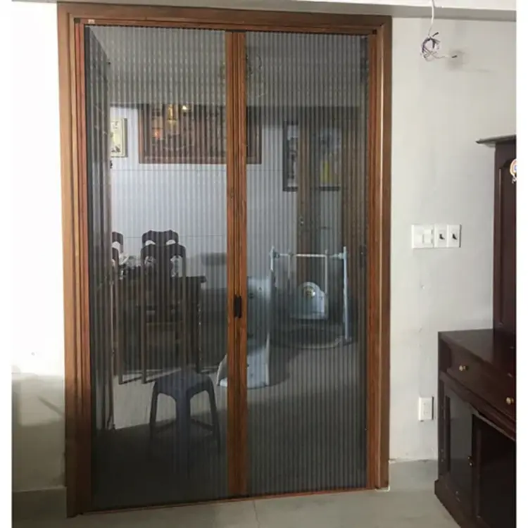 Hạng mục: Cửa lưới chống muỗi Bình Định dạng xếp Công trình: Nhà tư gia, Võ Nguyên Giáp, Thị xã An Nhơn, Tỉnh Bình Định Khách hàng: Anh Nguyễn Văn Thắng