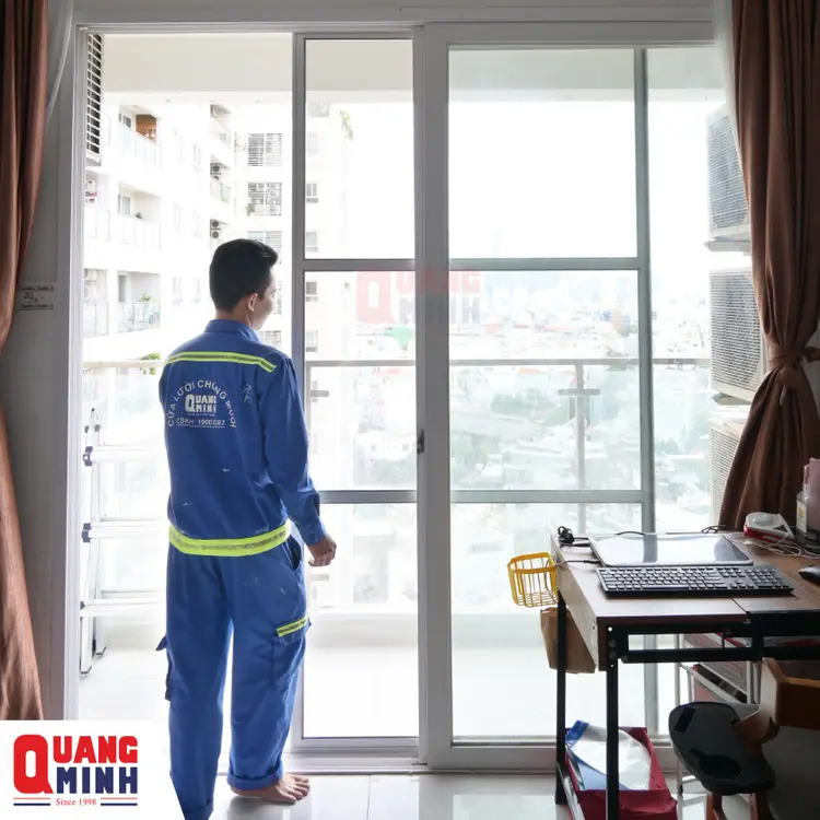 Quang Minh chuyên thi công, lắp đặt cửa lưới chống muỗi tại TP HCM