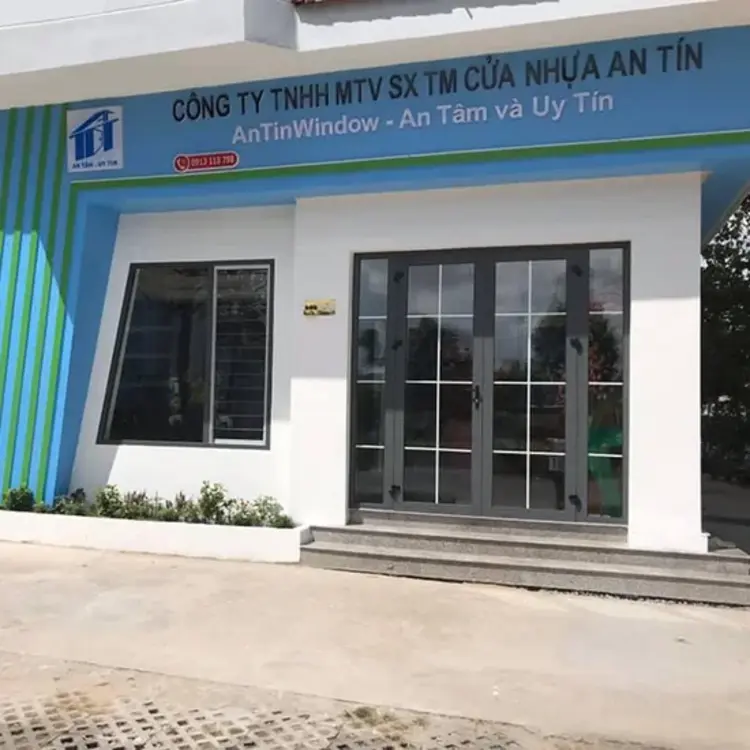 Showroom trưng bày sản phẩm Cửa lưới chống muỗi Cần Thơ