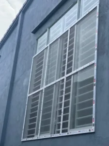 Cửa lưới dạng cố định của Quang Minh