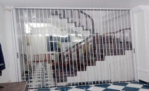 Cửa xếp lá nhựa được lắp đặt tại nhà