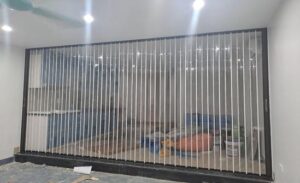 Cửa xếp lá nhựa ở khu vực bếp