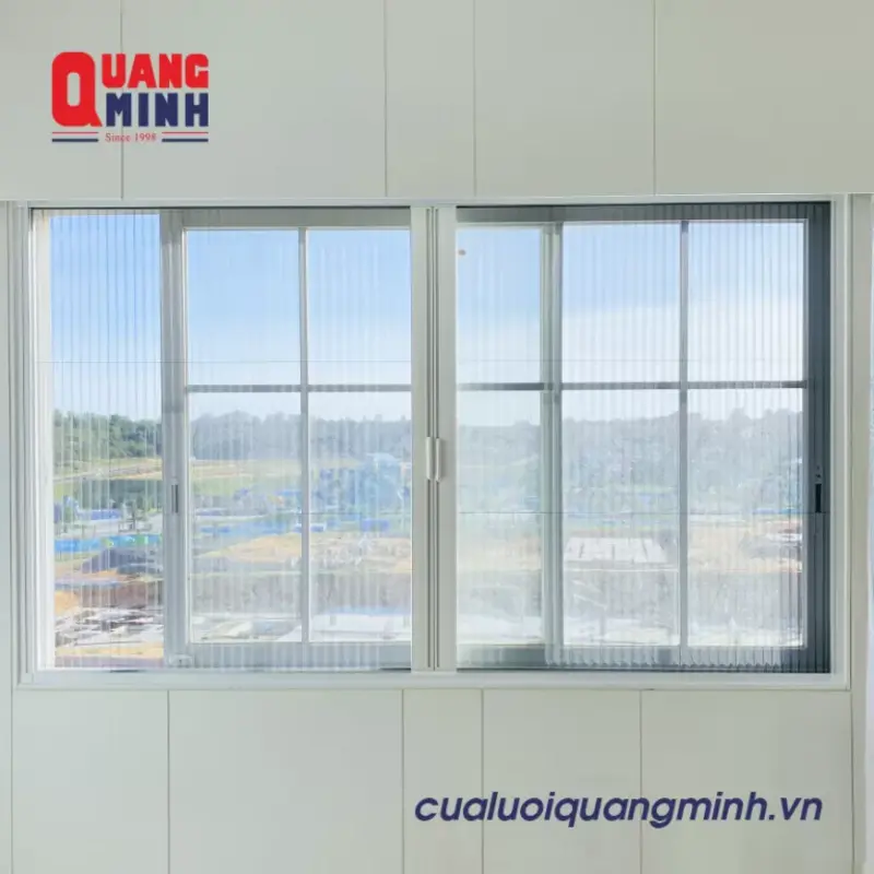 Nhà chung cư tầng cao có thể lắp đặt cửa lưới