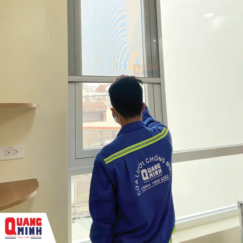 Quang Minh miễn phí lắp đặt cửa lưới