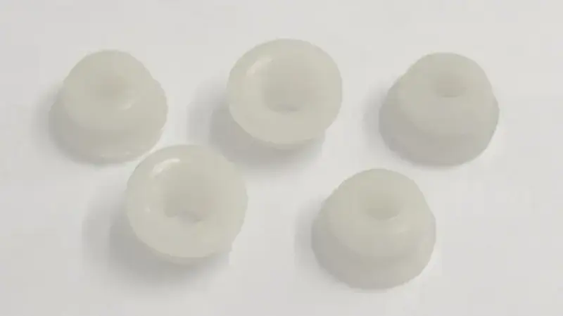 Các chi tiết nhựa