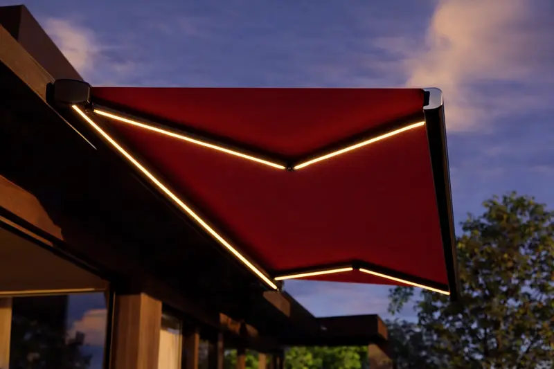 Mái hiên tự động Quang Minh